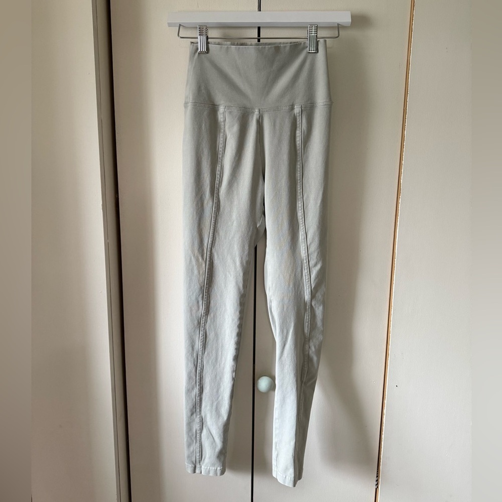 NWT Aerie Offline Light Gray/Green High-Rise Seam Detail Crop Leggings - Picture 2 of 4